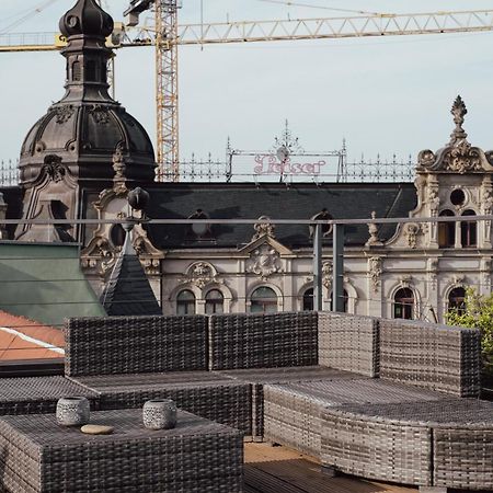 Traumhaftes Apartment Am Dom Mit Grosser Dachterrasse Zwickau Bagian luar foto