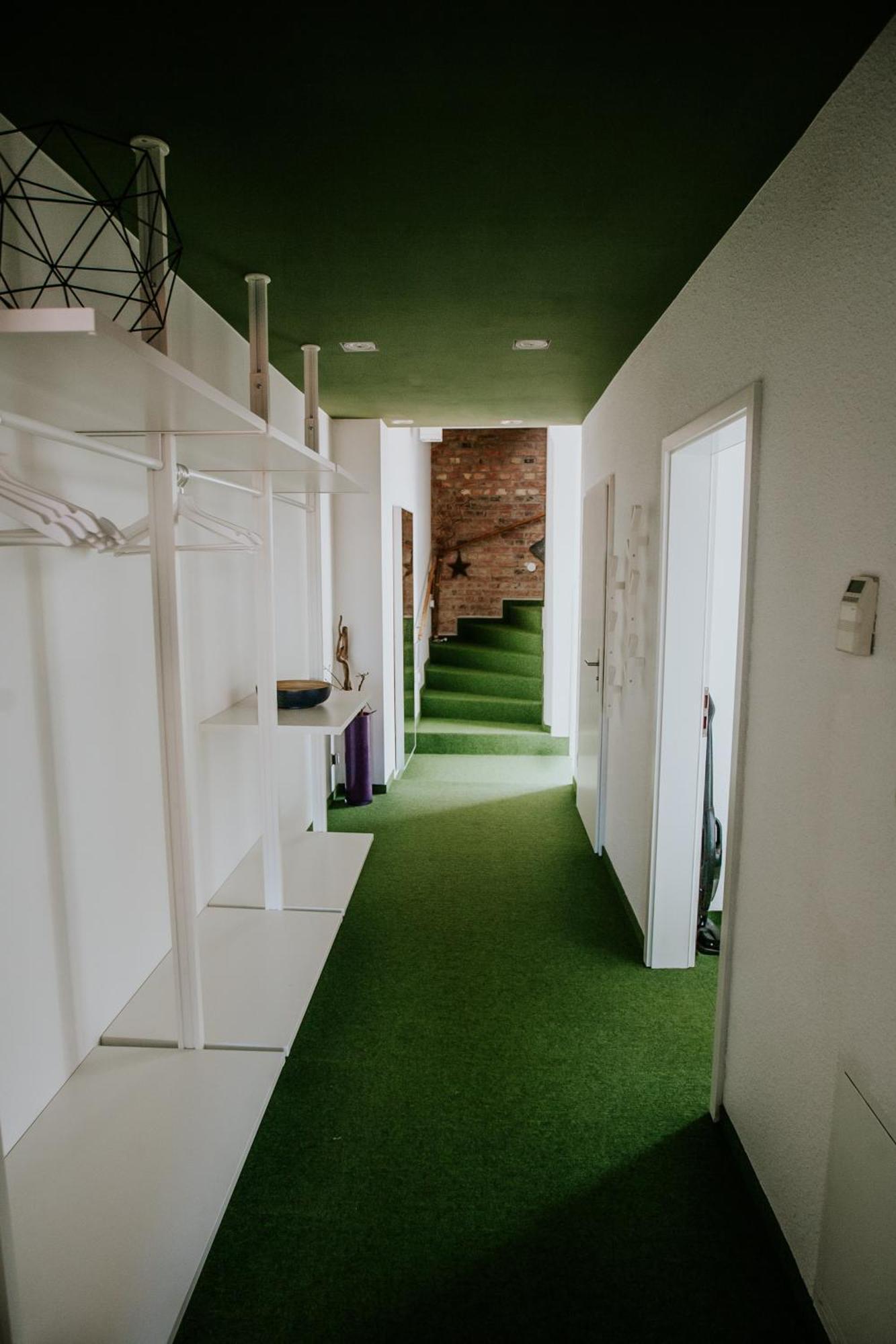 Traumhaftes Apartment Am Dom Mit Grosser Dachterrasse Zwickau Bagian luar foto
