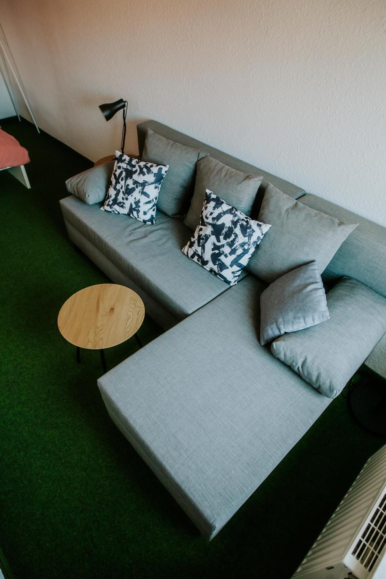 Traumhaftes Apartment Am Dom Mit Grosser Dachterrasse Zwickau Bagian luar foto