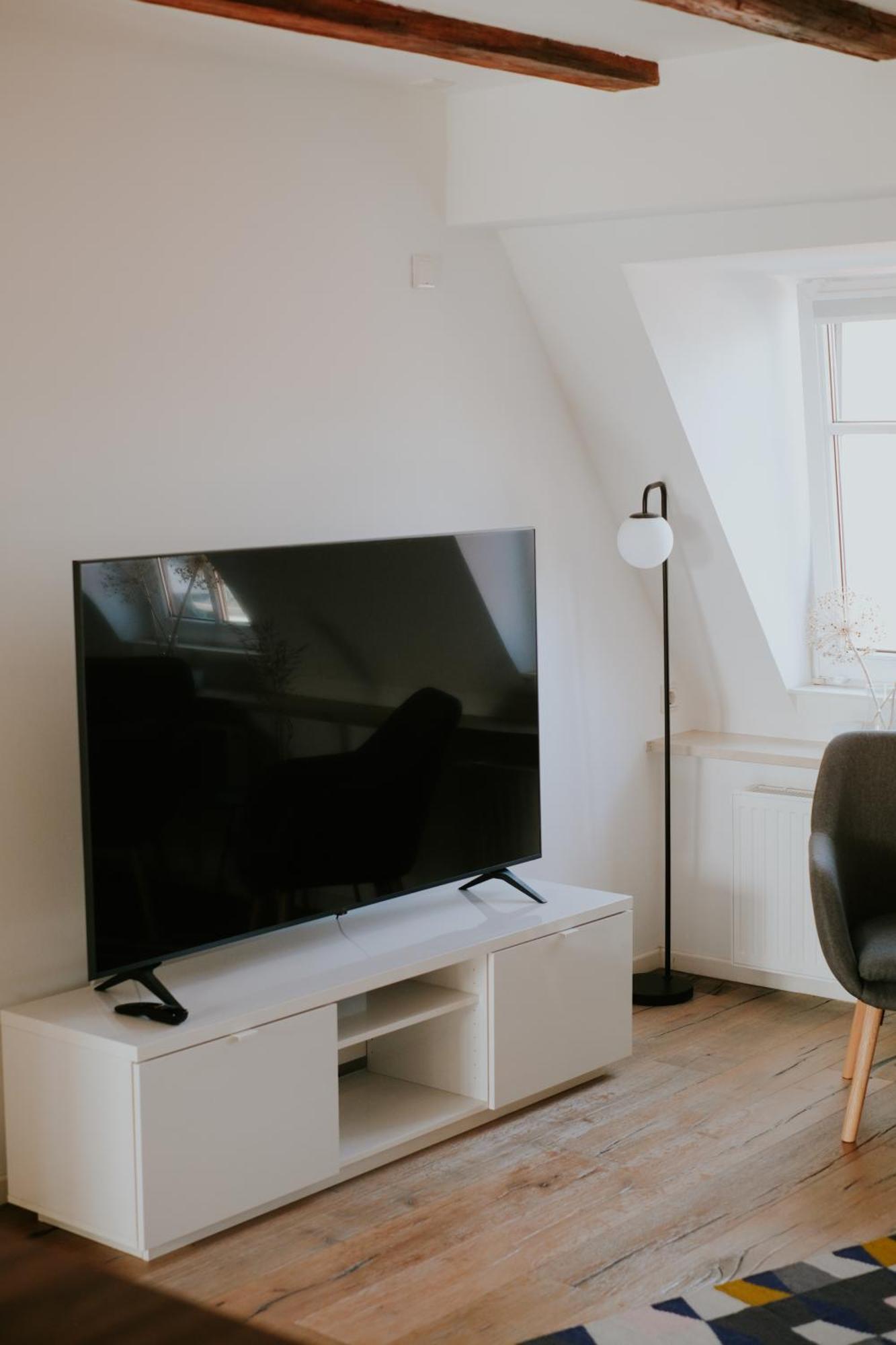 Traumhaftes Apartment Am Dom Mit Grosser Dachterrasse Zwickau Bagian luar foto